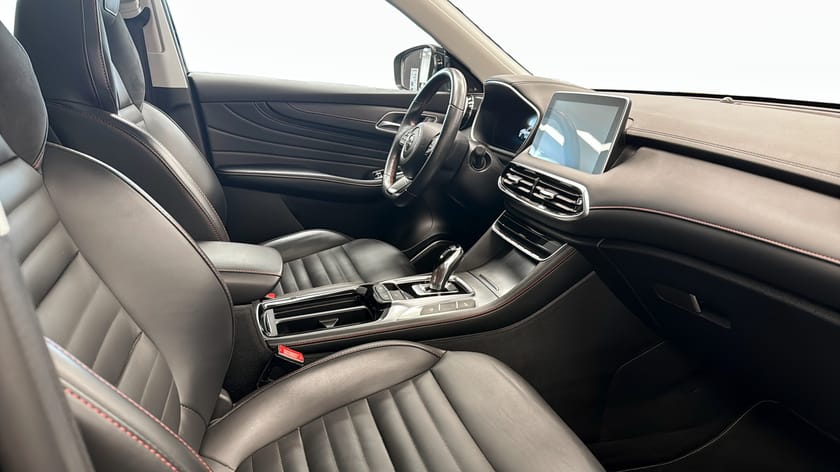 Bild 3 av MG EHS PHEV PLUG-IN HYBRID LUXURY