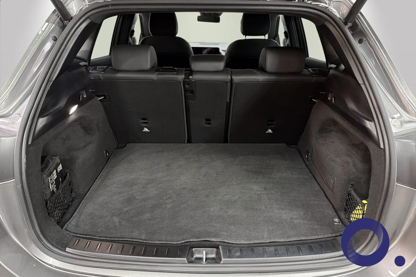 Bilde 5 av Mercedes-Benz EQA 300 4MATIC Progressive | DISTRONIC, MEMORY, 360++