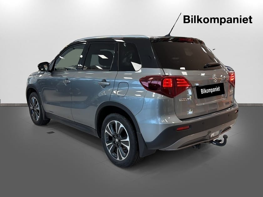 Bild 5 av Suzuki Vitara HEV AllGrip AGS Inclusive SoV-däck Värmare Dragkrok