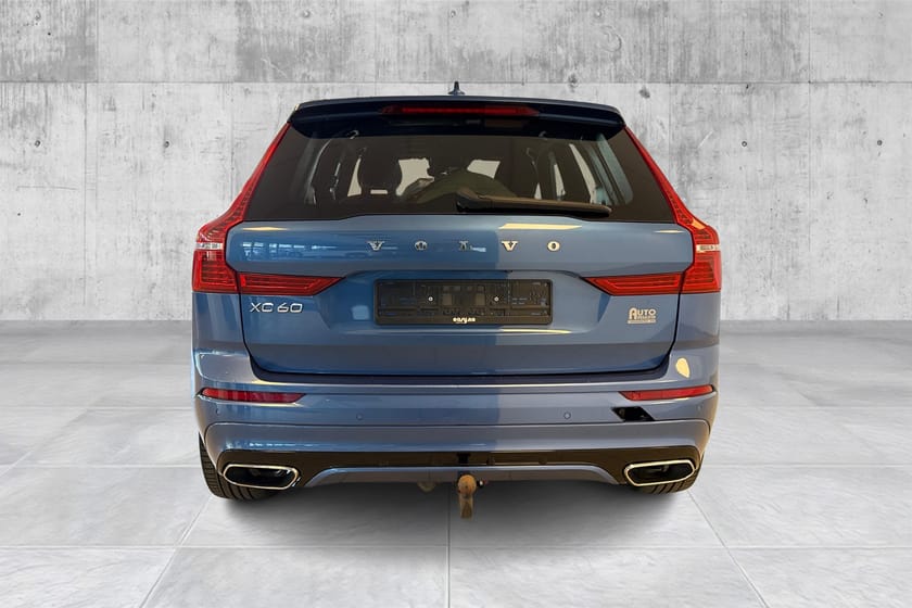 Bilde 4 av Volvo XC60 D4 R-Design/Krok/Oppv.frontrute/360kam/BLIS/Historikk