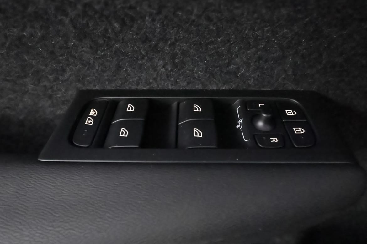 Volvo C40 2023 - miniatyr 17