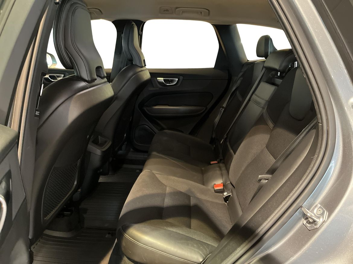 Volvo XC60 2020 - miniatyr 7
