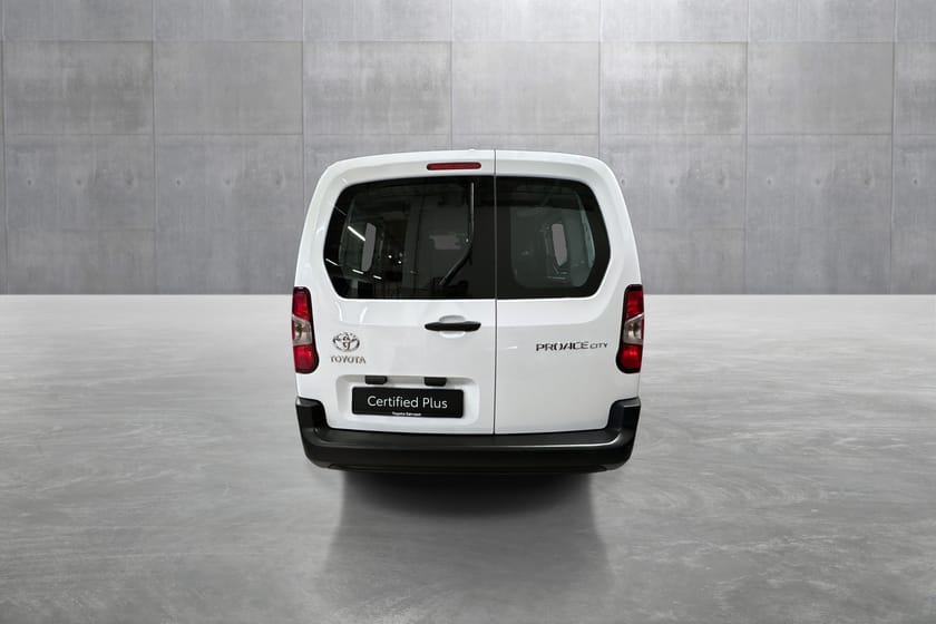 Bilde 4 av Toyota ProAce City Kort L1 1.5 Diesel 100 Manuell 6 gir Comf.Fleet Colour