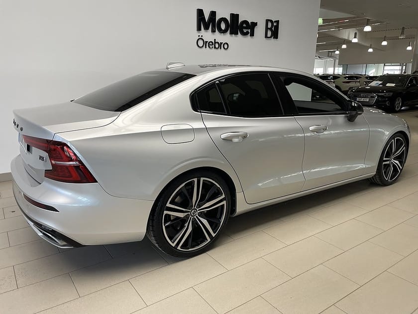 Bild 4 av Volvo S60 T5 250 Hk R-Design Aut Vinterhjul