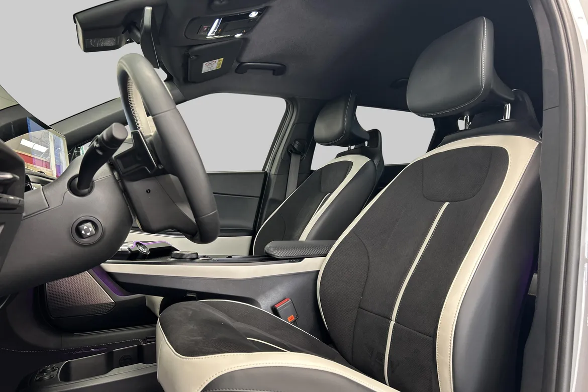 picture of a car