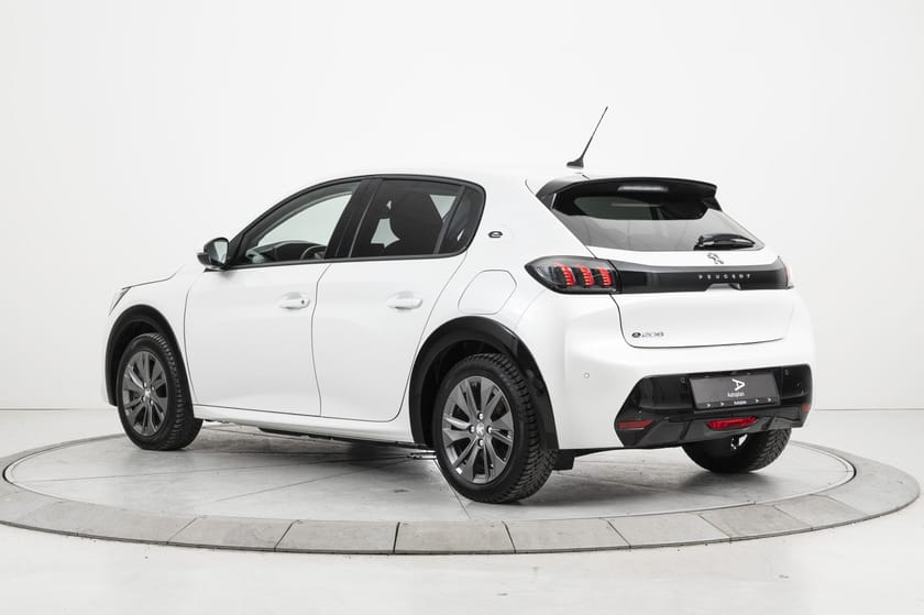 Bilde 5 av Peugeot e-208 Allure 136hk Cruise/Kamera/LED/Carplay
