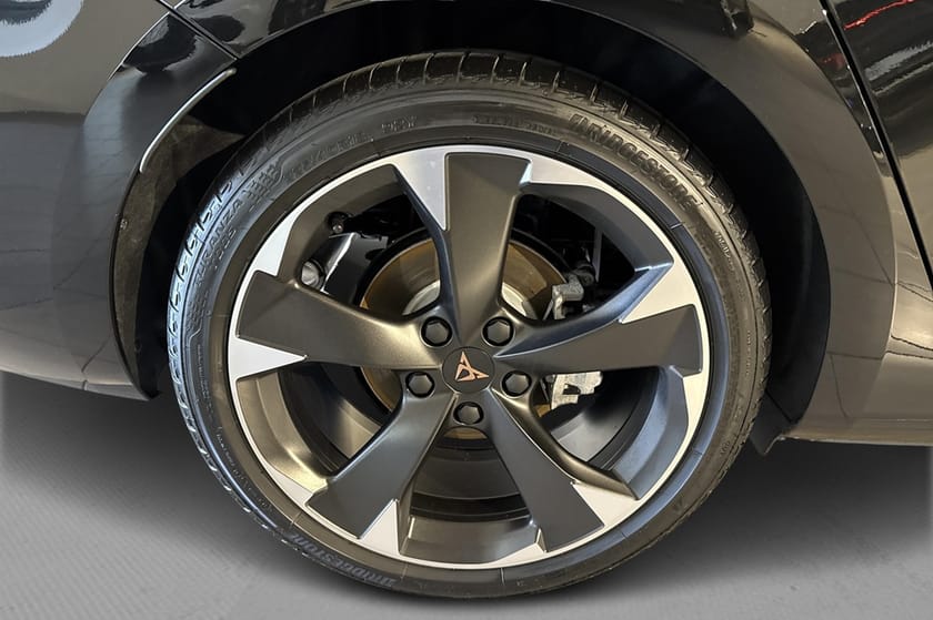 Bild 4 av CUPRA Leon Sportstourer e-Hybrid 204hk Ultimate