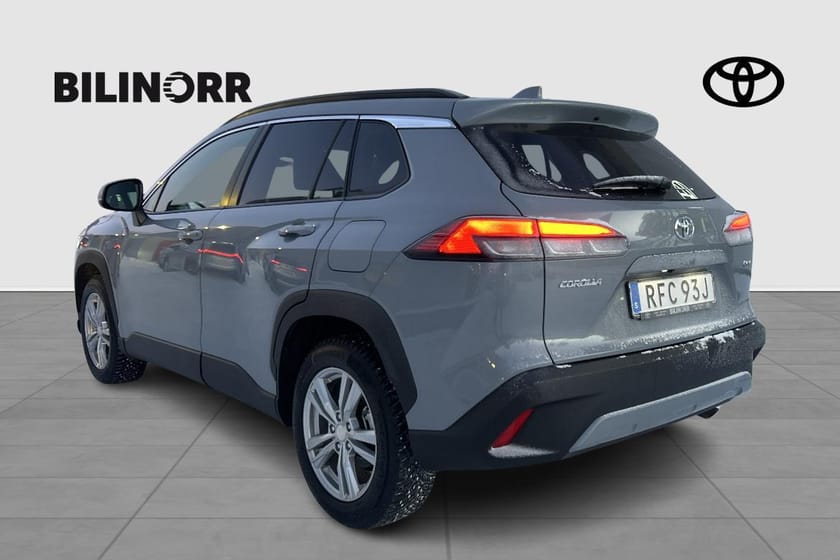 Bild 3 av Toyota Corolla Cross Hybrid AWD-i 2,0 EXECUTIVE SKINNKLÄ