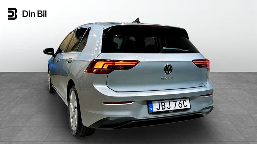 Bild 3 av Volkswagen Golf eTSI150 DSG Life P-värmare/Backkamera