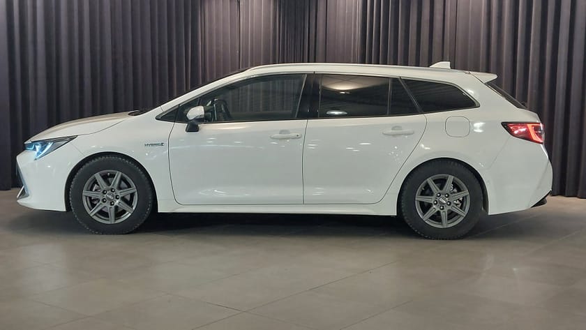 Bild 3 av Toyota Corolla Touring Sports Hybrid 184Hk e-CVT Executive  / Panorama