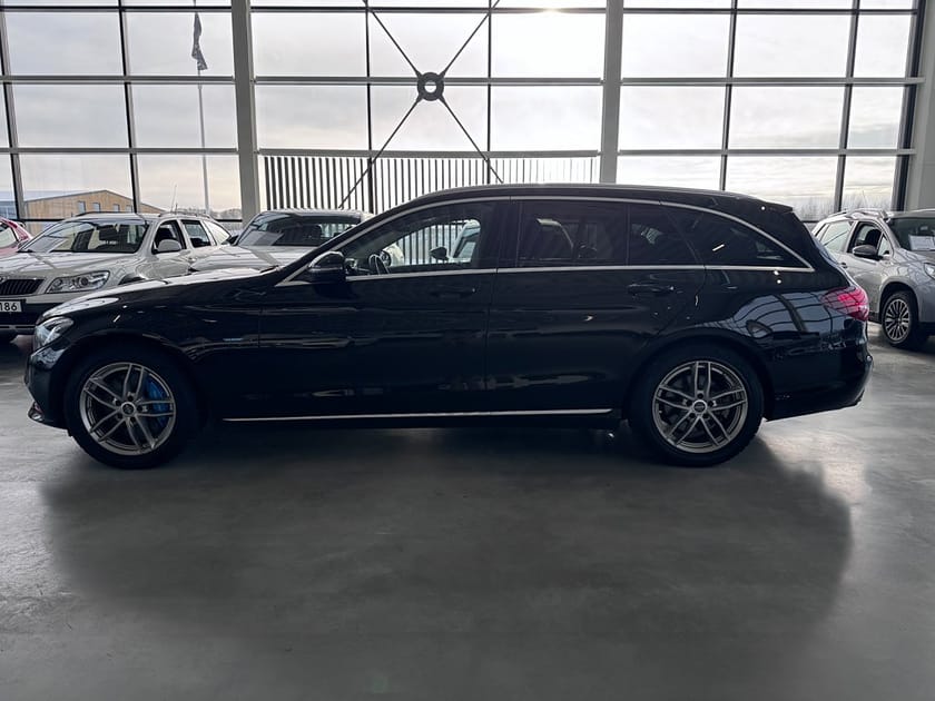 Bild 2 av Mercedes-Benz C 350 T e 7G-Tronic |Avantgarde|Burmester|Pano|Kamera