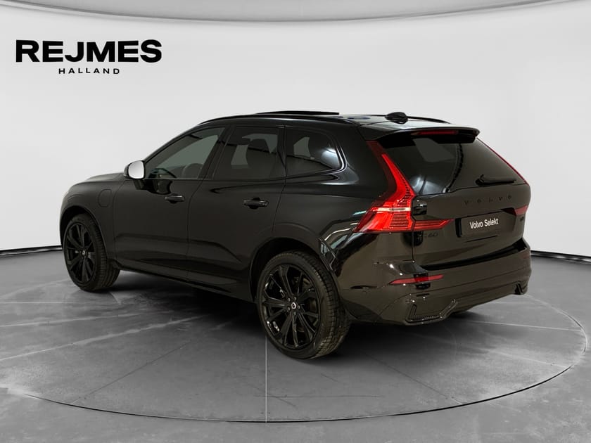 Bild 2 av Volvo XC60 T6 Plus Black Nordic Edition | H/K | 360 Kamera | Dragkrok |