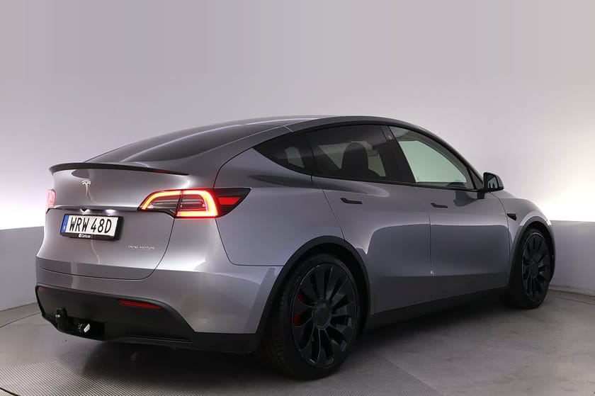 Bild 5 av Tesla Model Y Performance Autopilot Panorama Drag