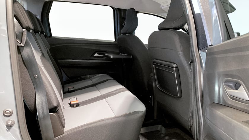 Bild 5 av Dacia Jogger 7-sätes HYBRID 140 EXTREME 7-SITS