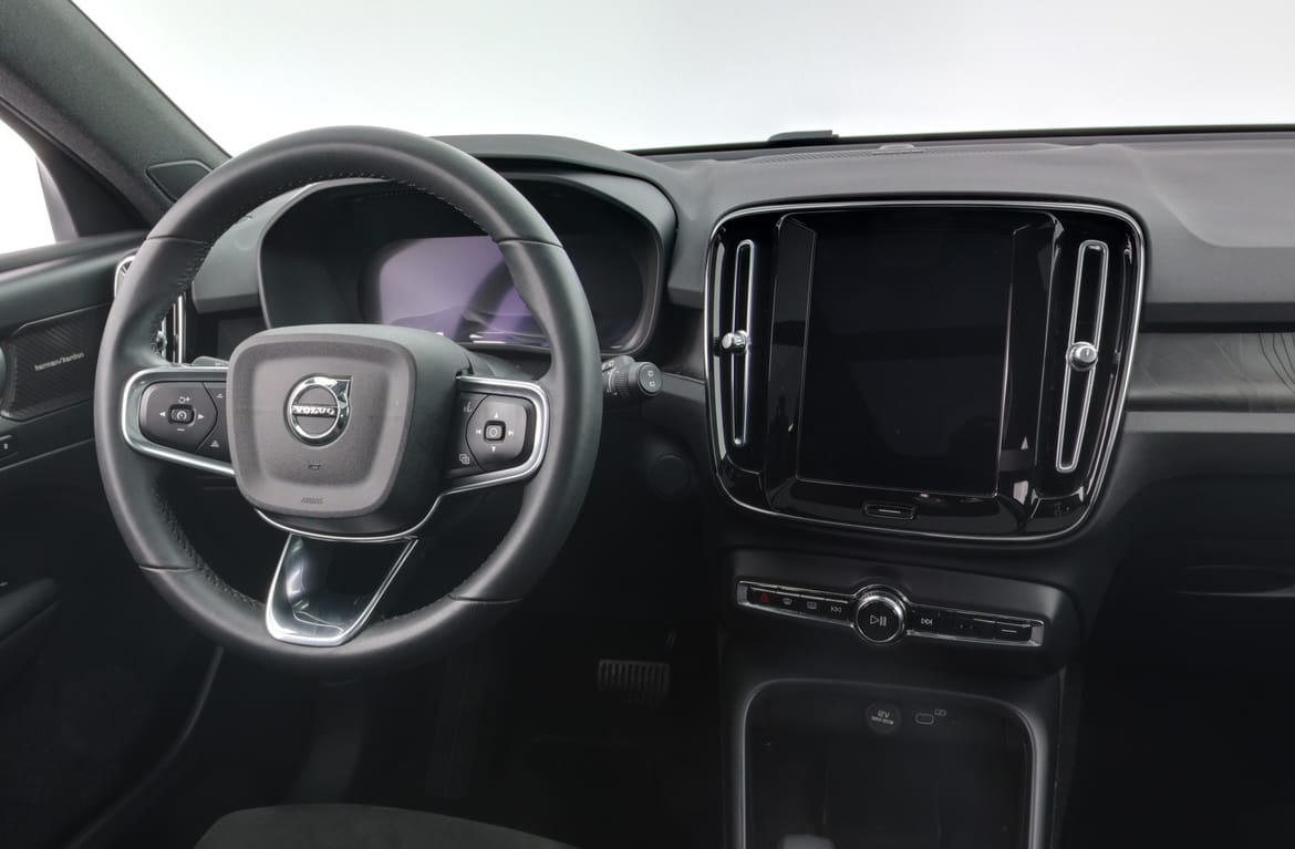 Volvo XC40 2023 - miniatyr 8