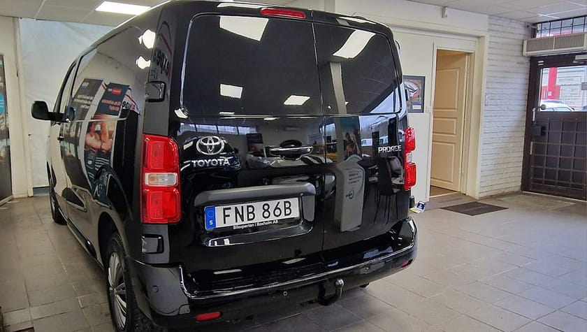 Bild 5 av Toyota Proace 2.0 D-4D Euro 6| En Ägare|Auomat|Ny Kamremsats|13268Mil