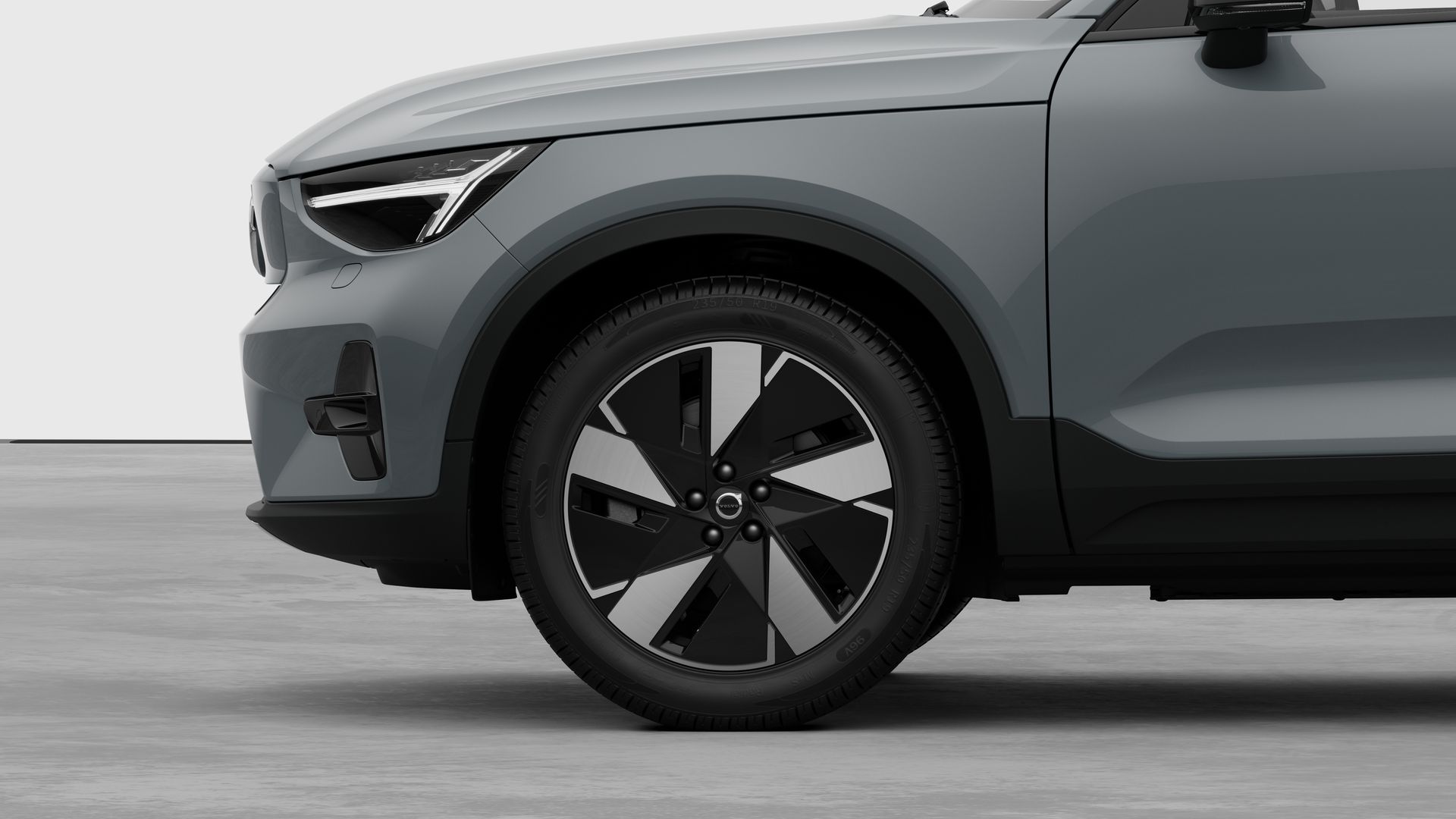 Volvo EX40 Single Motor Extended Range