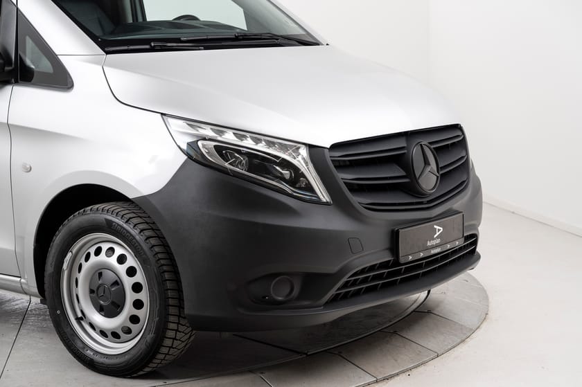 Bilde 3 av Mercedes-Benz Vito 119 CDI 4x4 3.2t V119 A2 4MATIC ACC/Krok/Varmer/Kamera/ILS
