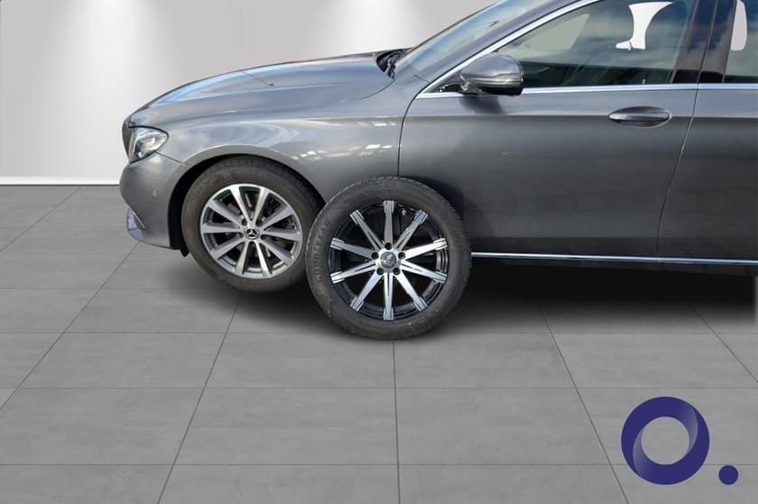 Bilde 2 av Mercedes-Benz E 220 T d 4MATIC 220D / Godt utstyrt!