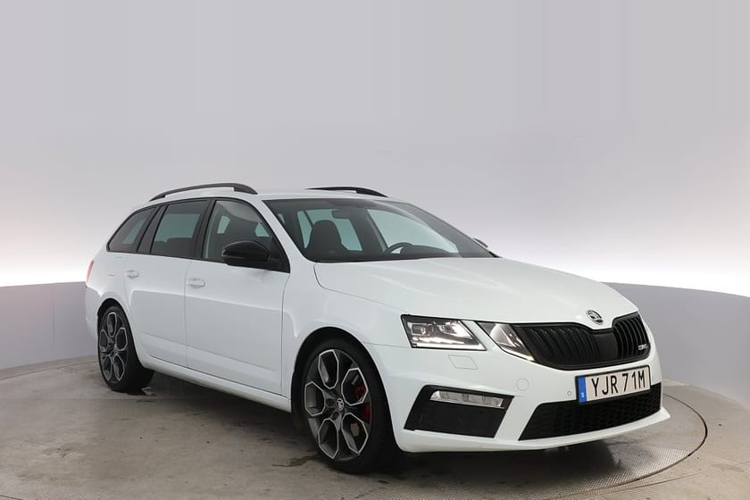 Bild 1 av Škoda Octavia Kombi Skoda 2.0 TDI 4x4 Premium RS Värmare Krok Canton V-hjul