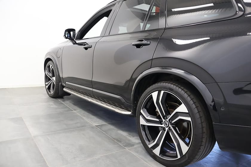 Bild 5 av Volvo XC90 7-Sits Recharge T8AWD UltimateDark V-Hjul Drag PanoMOMS