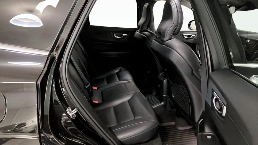 Bild 5 av Volvo XC60 T8 AWD Recharge 392hk Inscription H/K Pano Drag 360 Kamera