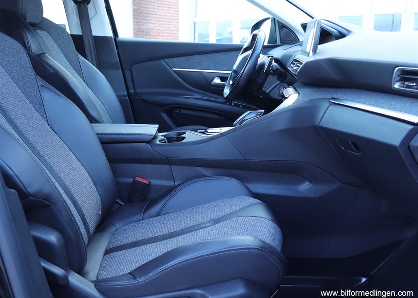 Bild 5 av Peugeot 3008 1.6 PureTech 165hk Automat Allure