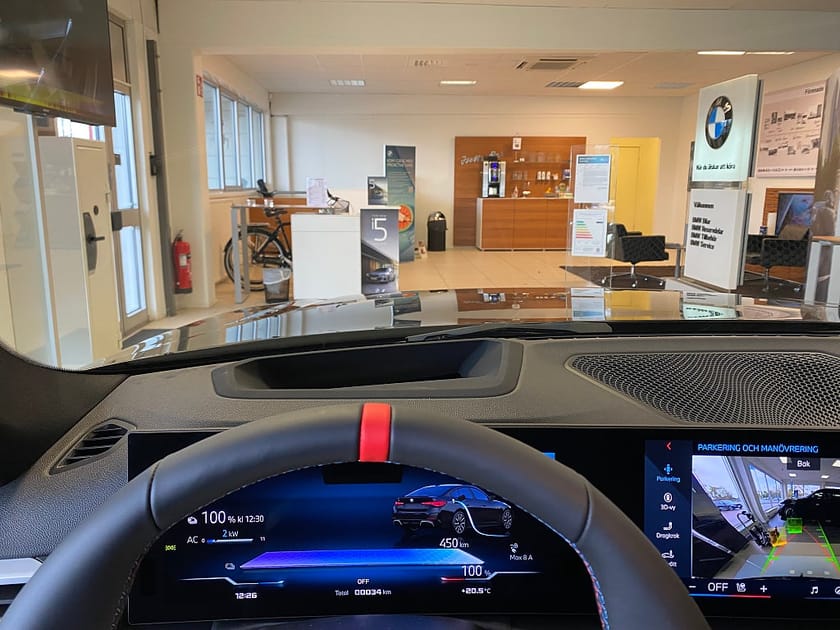 Bild 5 av BMW i4 M60 xDrive Gran Coupé Fully Charged Farth H/K Drag