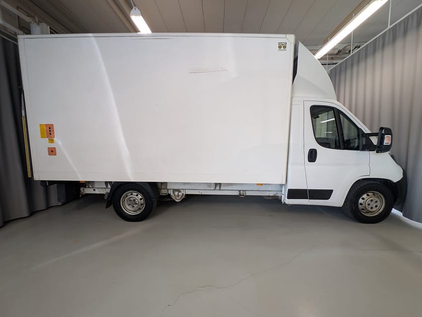 Bild 3 av Peugeot Boxer Chassi Cab Volymskåp 165HK L4200