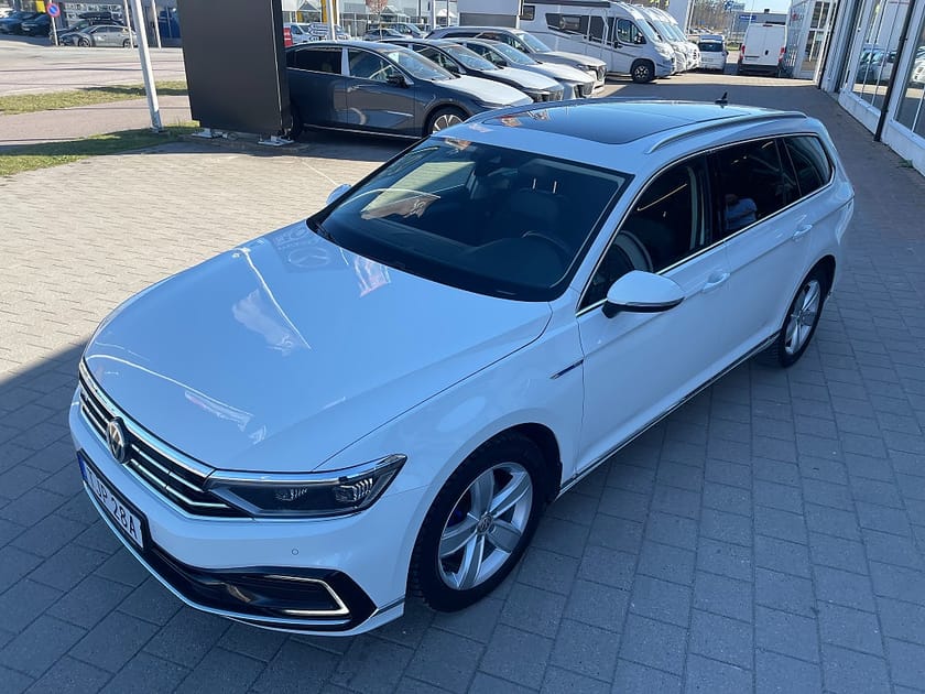 Bild 2 av Volkswagen Passat Sportscombi GTE 1.4 TSI Panorama Dragkrok