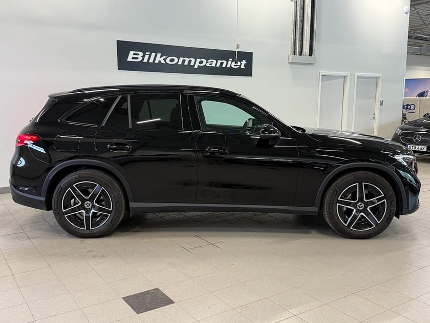 Bild 2 av Mercedes-Benz GLC 200 4MATIC 9G AMG, Drag, Panorama, Värmare, Rattvärme