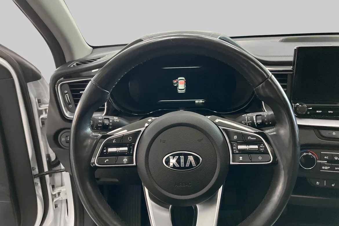 picture of a car