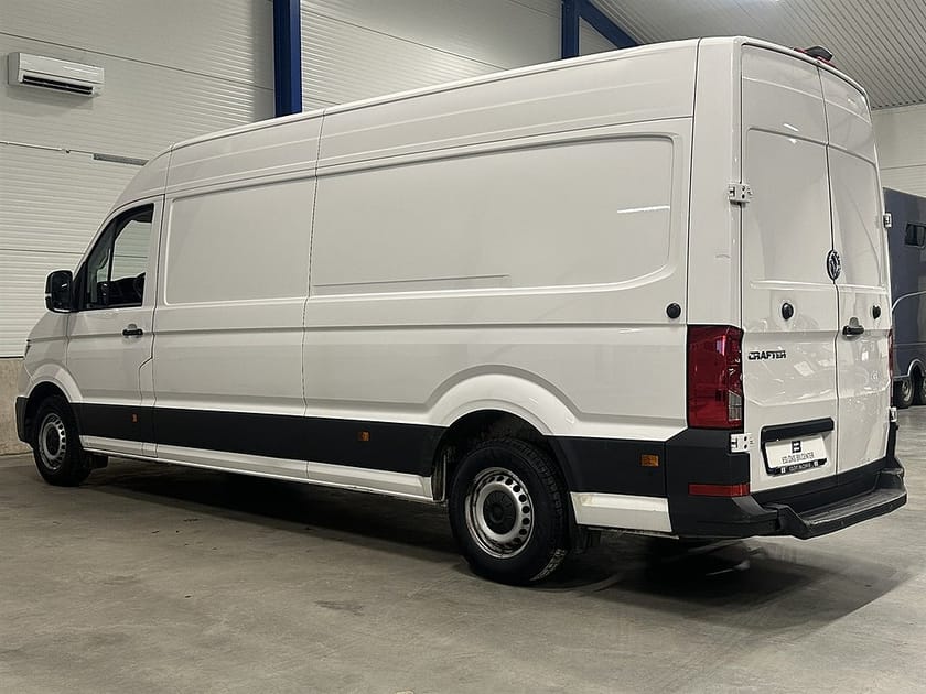 Bild 5 av Volkswagen Crafter 2.0 TDI 140 HK / Aut / L4H3 / Leasebar / Värmare / Backkamera /