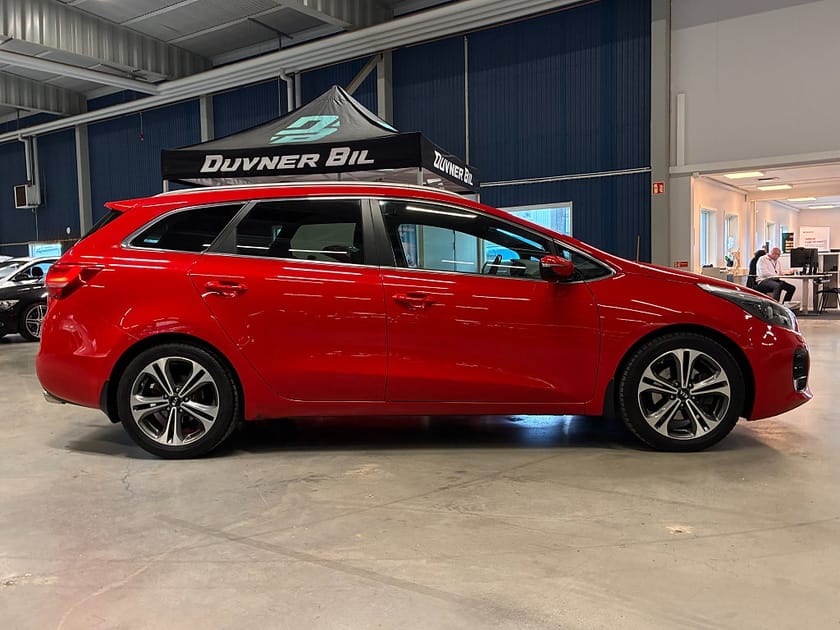 Bild 3 av Kia cee'd_sw SW 1.6 CRDi DCT GT-Line V-hjul