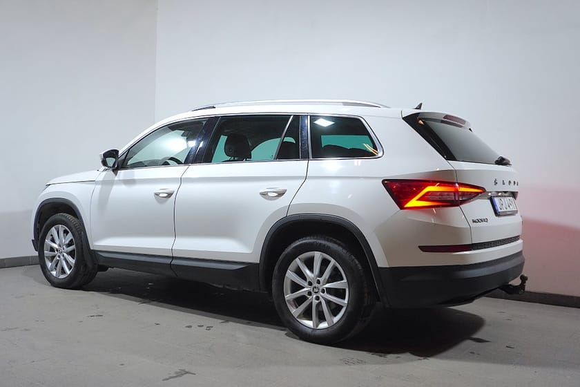 Bild 4 av Škoda Kodiaq Skoda 2.0 TSI 4x4 CNG Style Drag Värmare Cockpit Moms