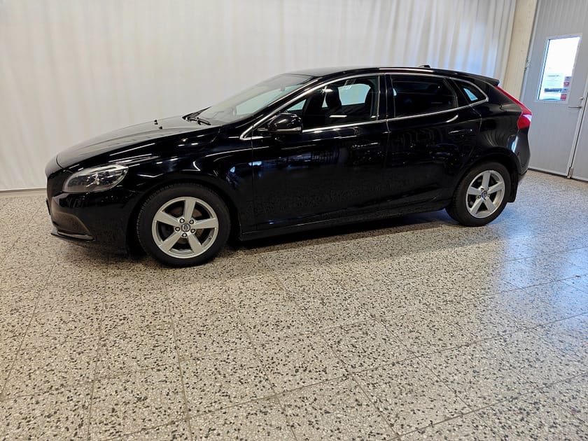 Bild 1 av Volvo V40 D2 Manuell, 115hk, v-hjul, backkamera