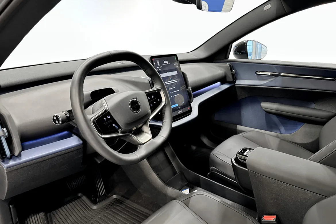 Volvo EX30 Single Motor Extended Range