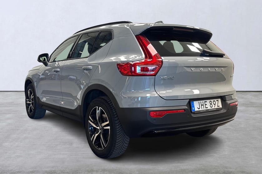 Bild 4 av Volvo XC40 B3 FWD Bensin Plus Dark