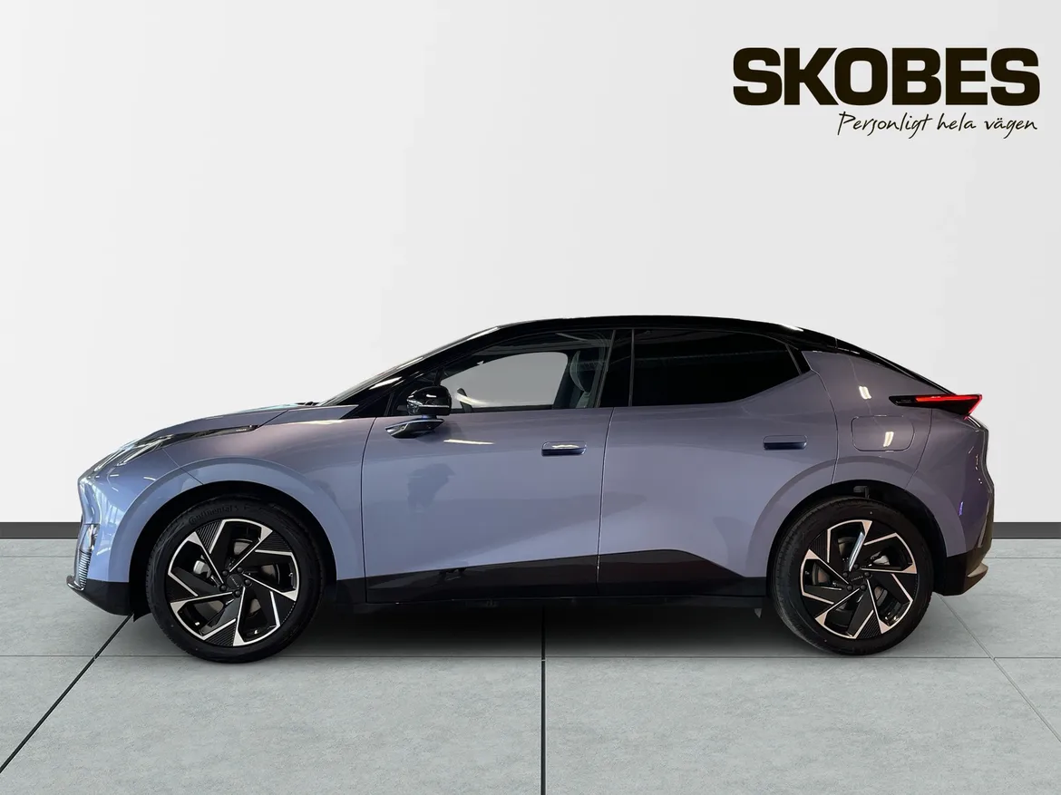 Lynk & Co 02 EV
