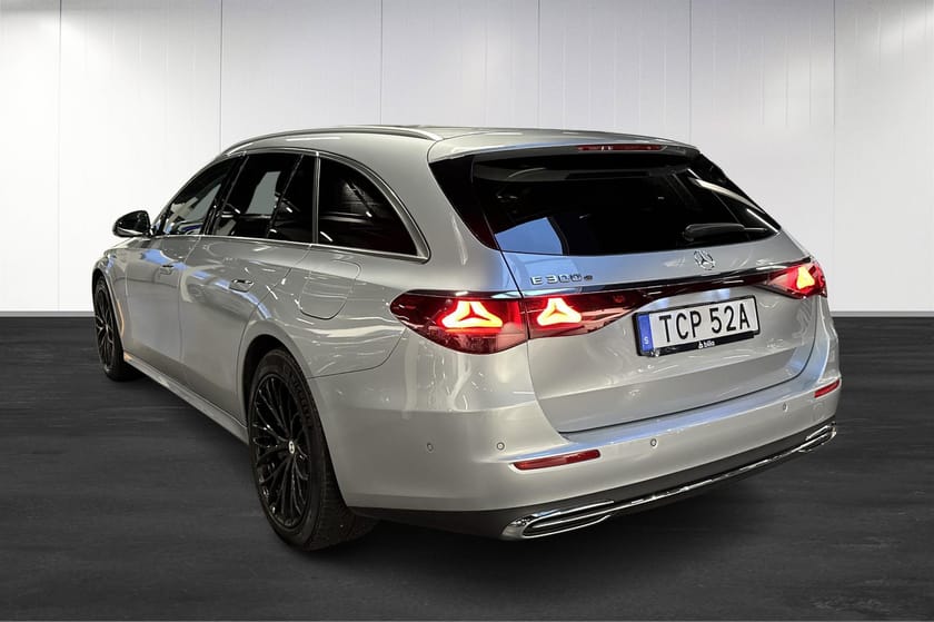 Bild 3 av Mercedes-Benz E 300 T e Panorama Burmester 360° Moms