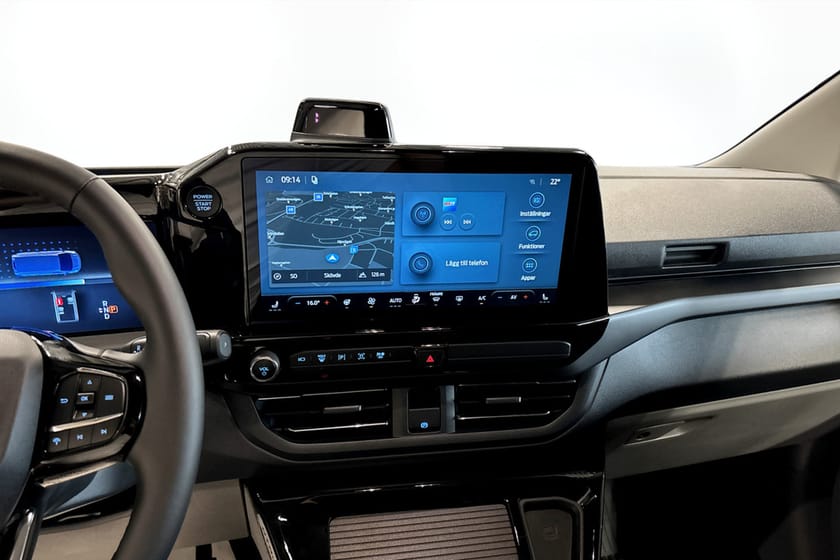 Bild 5 av Ford Tourneo Custom 340 Plug-in Hybrid Titanium X 340L LWB 2.5L PHEV 227hk CVT AT FWD Bensin