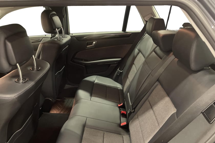 Bild 4 av Mercedes-Benz E 200 T CGI BE Vinterhjul / Drag /