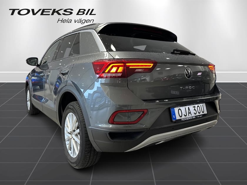 Bild 3 av Volkswagen T-Roc TSI 110HK Klima|Adaptiv|Sensorer