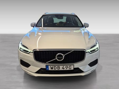 Volvo XC60 B5 AWD Diesel Momentum Advanced Edt