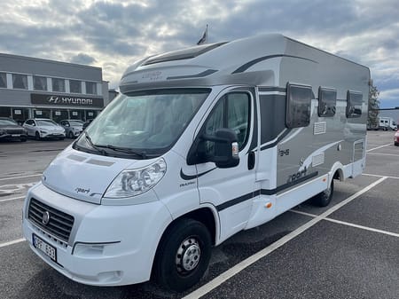 Capron Campervan Fiat Carado T345
