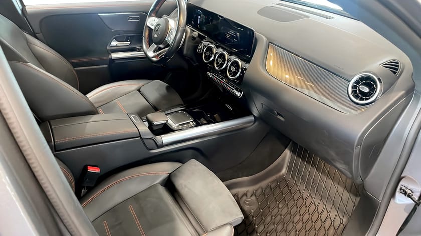 Bild 3 av Mercedes-Benz GLA 200 d AMG-Line