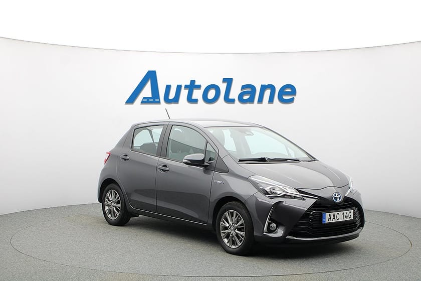 Bild 1 av Toyota Yaris Hybrid Automat, Backkamera, Låga mil, MOMS 101hk