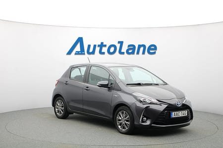 Toyota Yaris Hybrid Automat, Backkamera, Låga mil, MOMS 101hk
