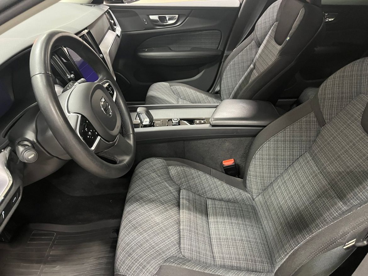 Volvo V60 2022 - miniatyr 6