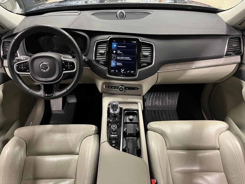 Bild 5 av Volvo XC90 7 Säten B5 AWD Diesel Inscription *PANO/B&W/V-HJUL/DRAG/SE SPEC*